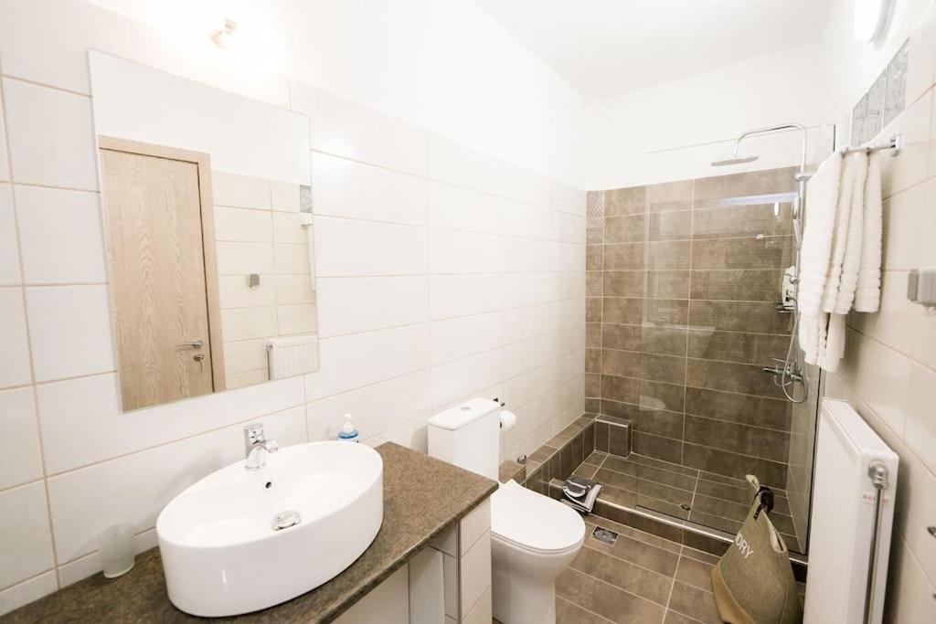 *Magnifique* New House - Full Comfort! Волос Екстер'єр фото